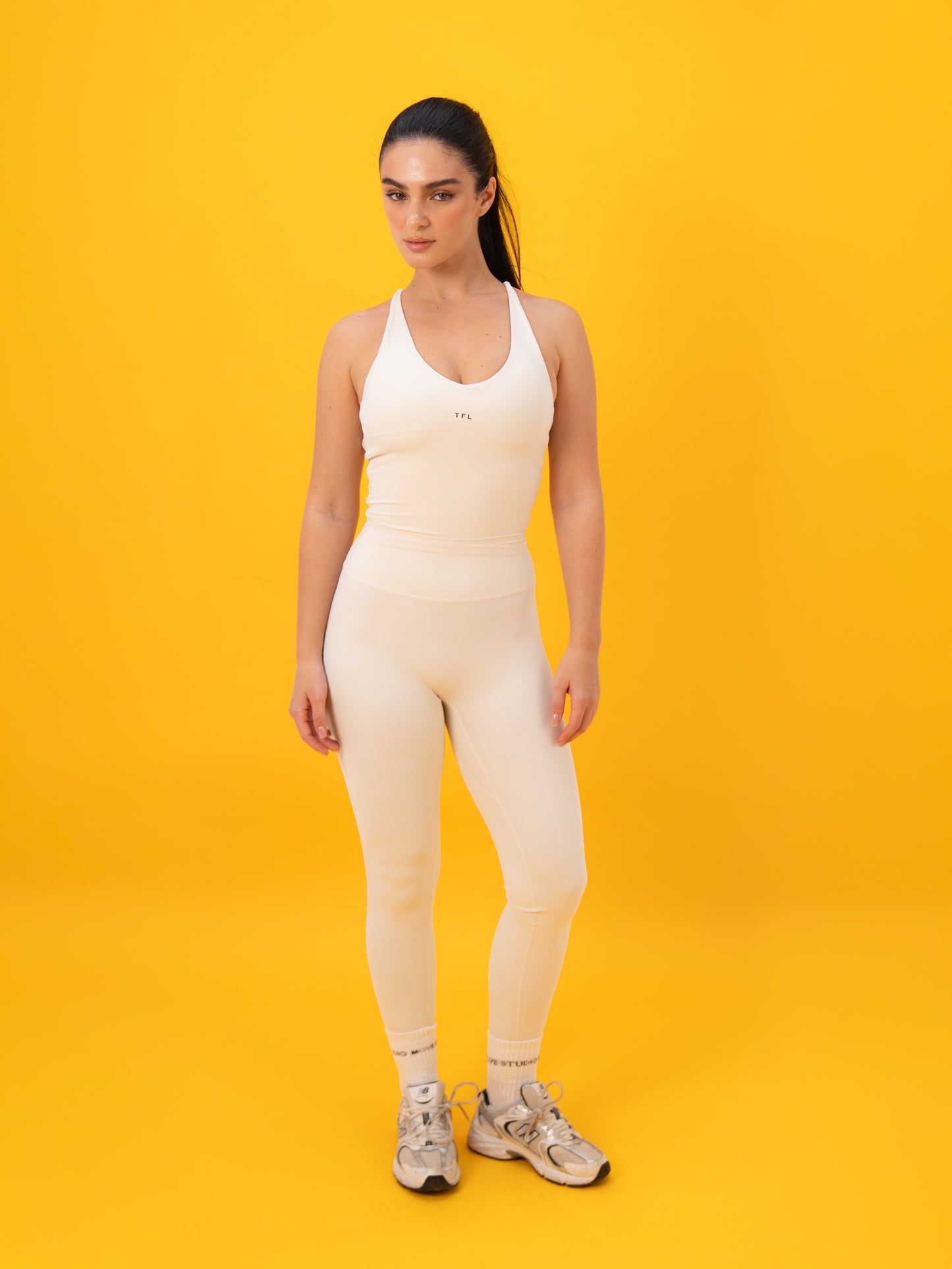the studio set
(sport bra+ leggings)